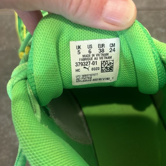 LaMelo Ball Basketball shoes - Picture 4 of 5